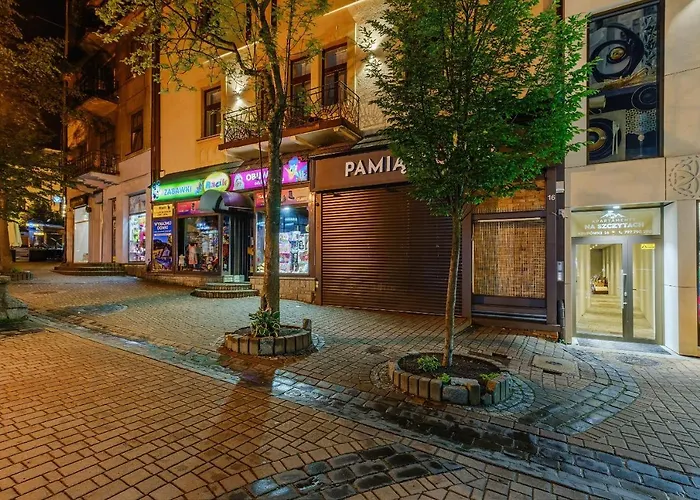 I Krupówki 16, Na Szczytach Zakopane