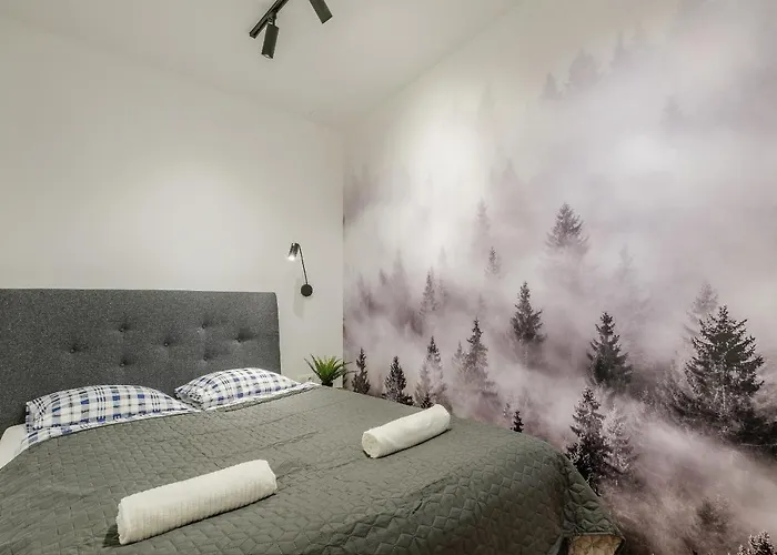 I Krupówki 16, Na Szczytach *