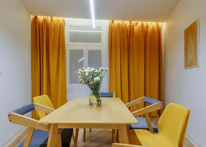 I Krupówki 16, Na Szczytach Zakopane