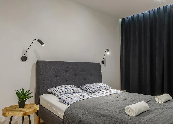 I Krupówki 16, Na Szczytach *