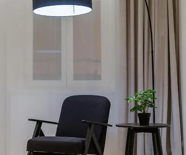 I Krupówki 16, Na Szczytach *