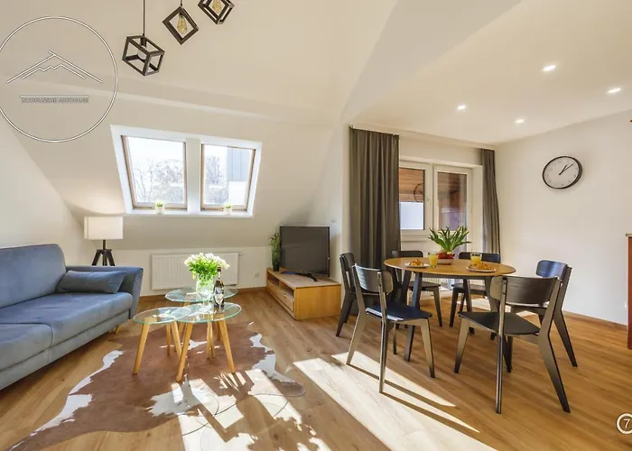 I Krupówki 16, Na Szczytach Zakopane